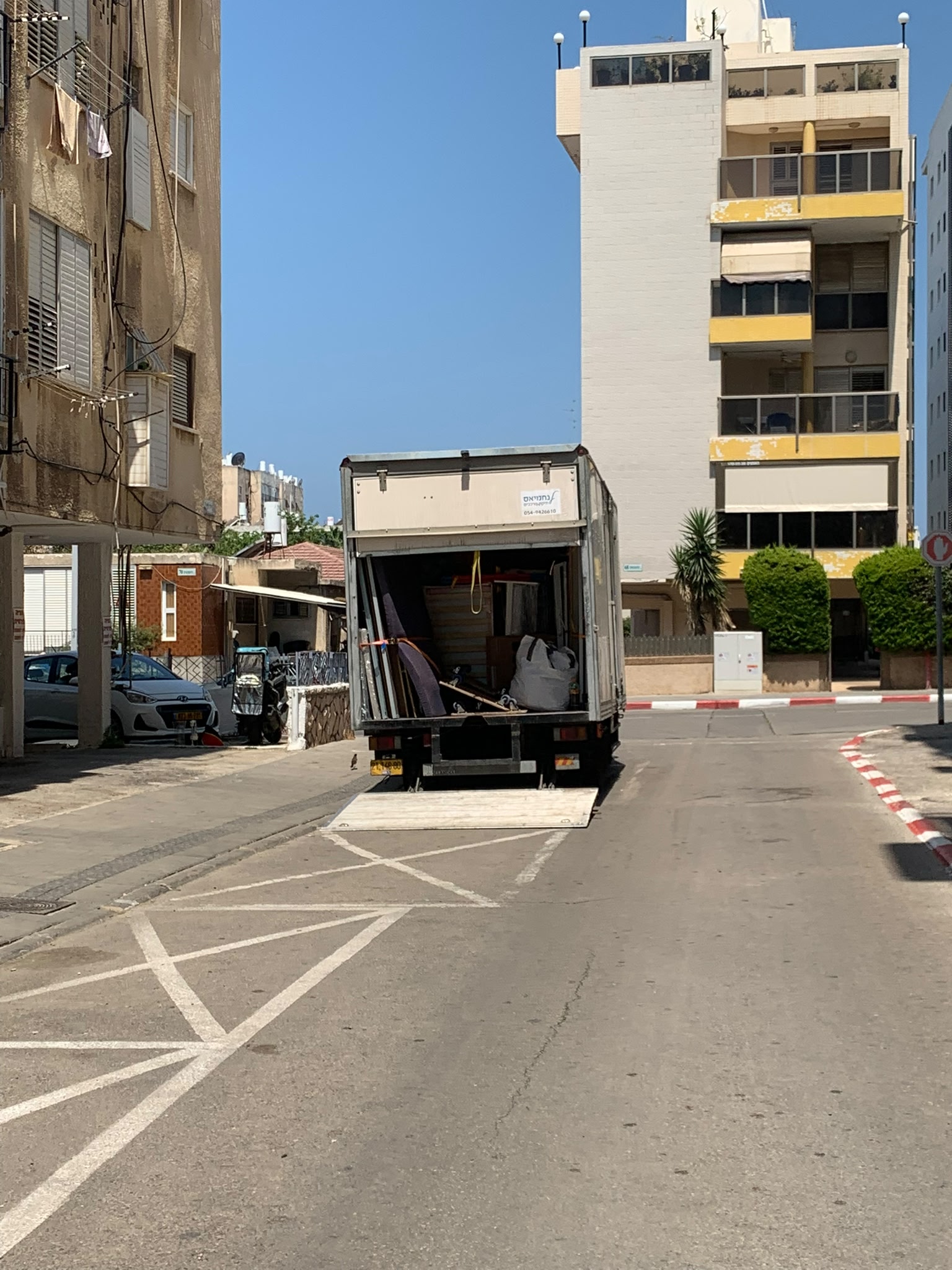 משאית הובלות 1